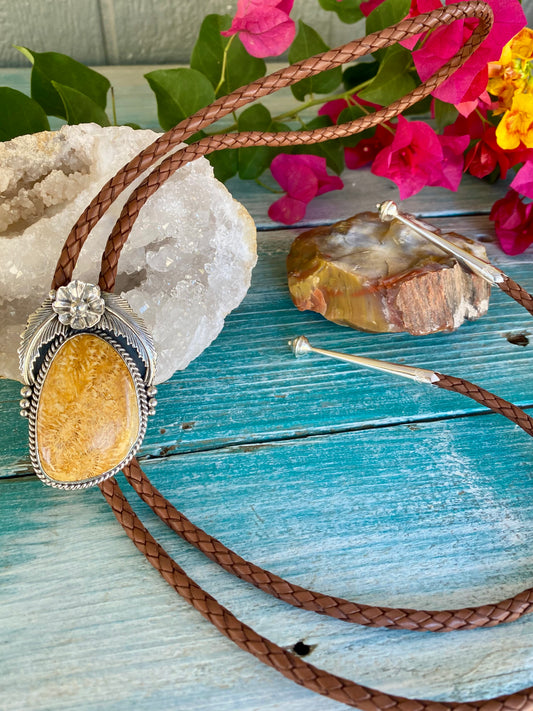Men’s Coral Bolo Tie
