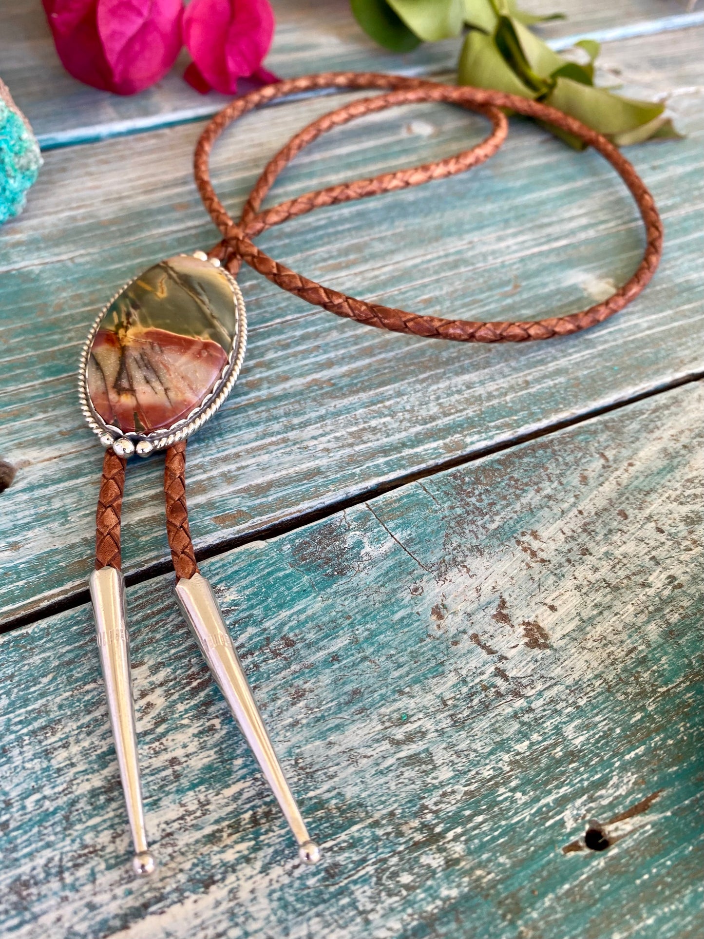 Woman’s Jasper Bolo Necklace