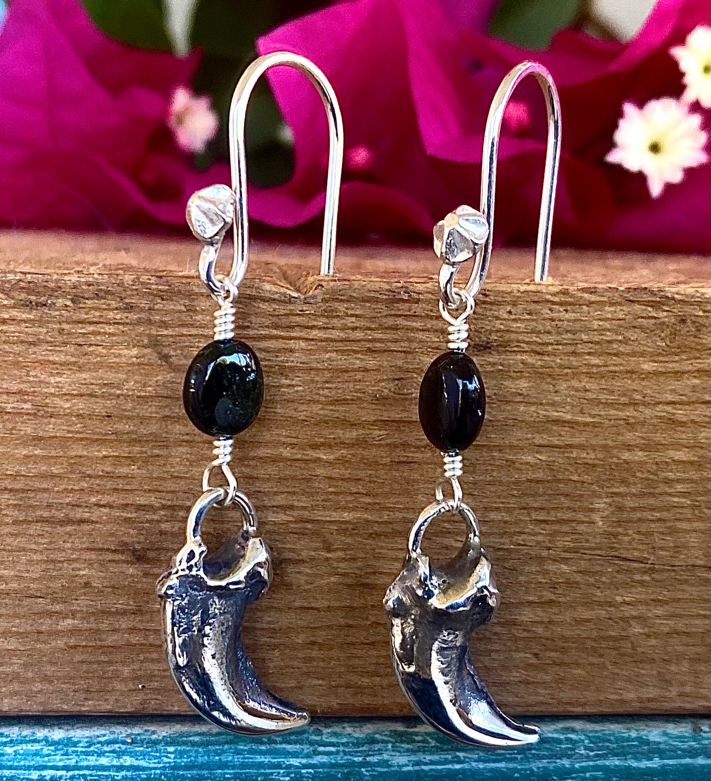 Claw Dangle Earrings