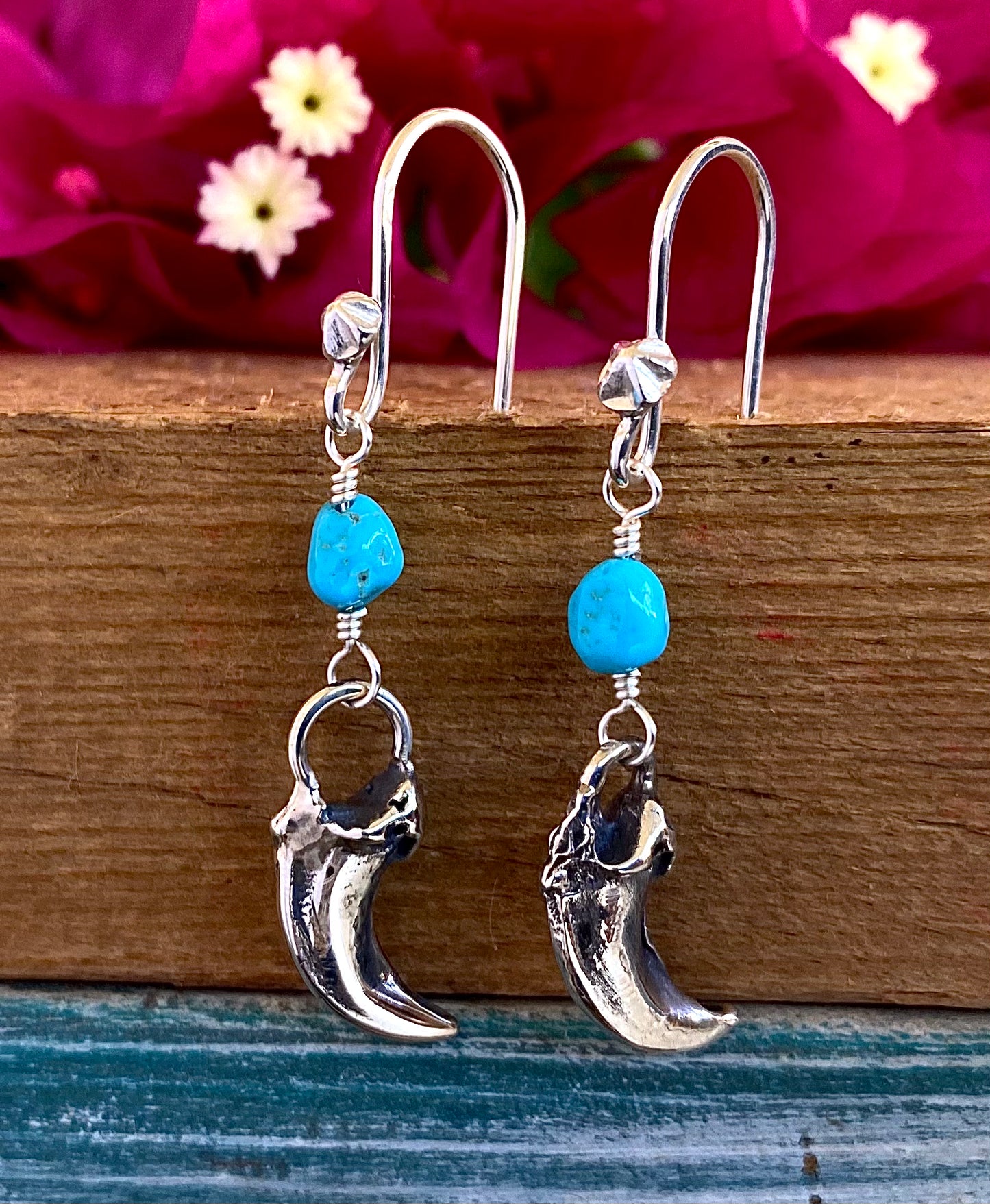 Claw Dangle Earrings