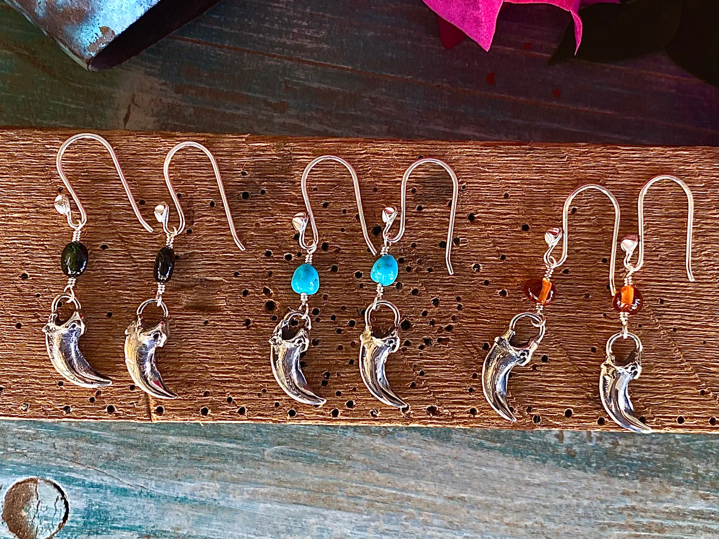 Claw Dangle Earrings